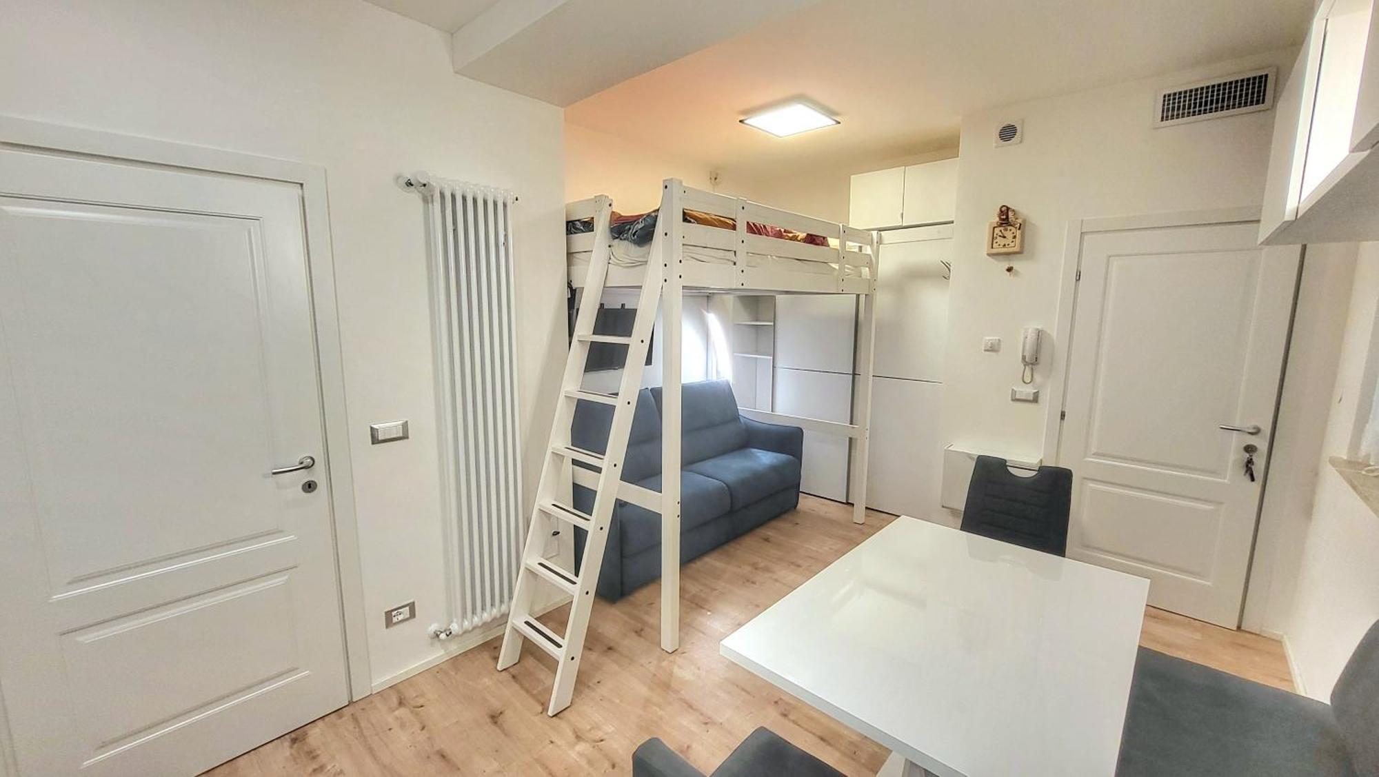 Dolomiti 1 Room Apartment Center Wi-Fi Ac Больцано Экстерьер фото